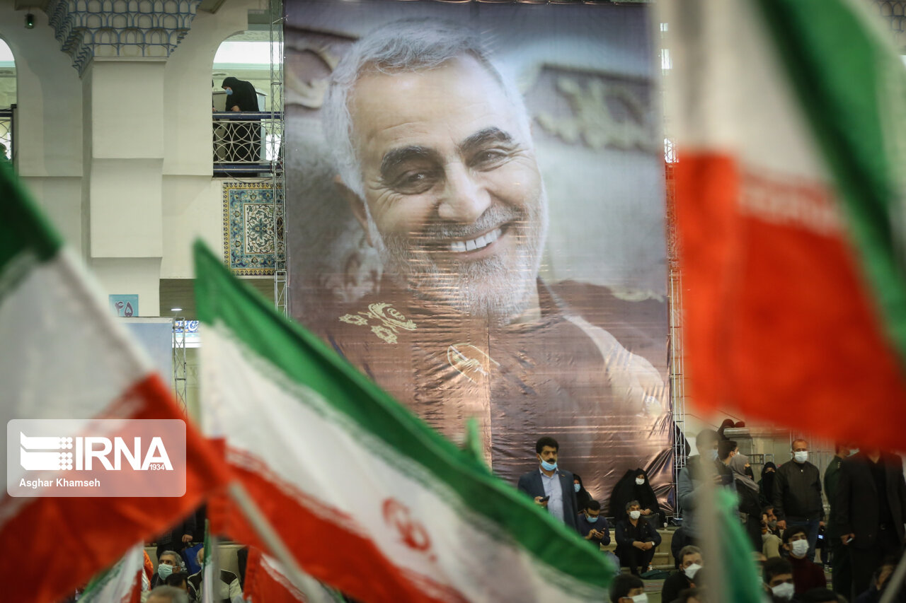 مدیران کشور از سبک مدیریت جهادی شهید سلیمانی الگو بگیرند