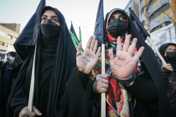 دسته عزاداری دختران انقلاب