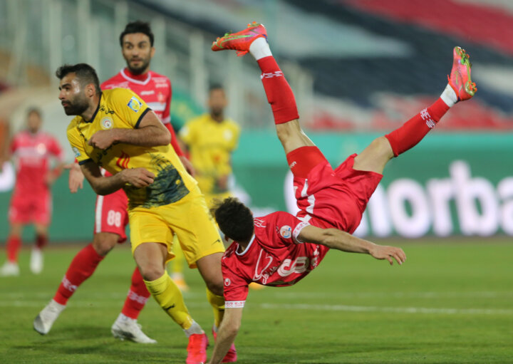 نیمفصل نخست لیگ برتر زیر ذرهبین؛ استقلال در قامت یک قهرمان