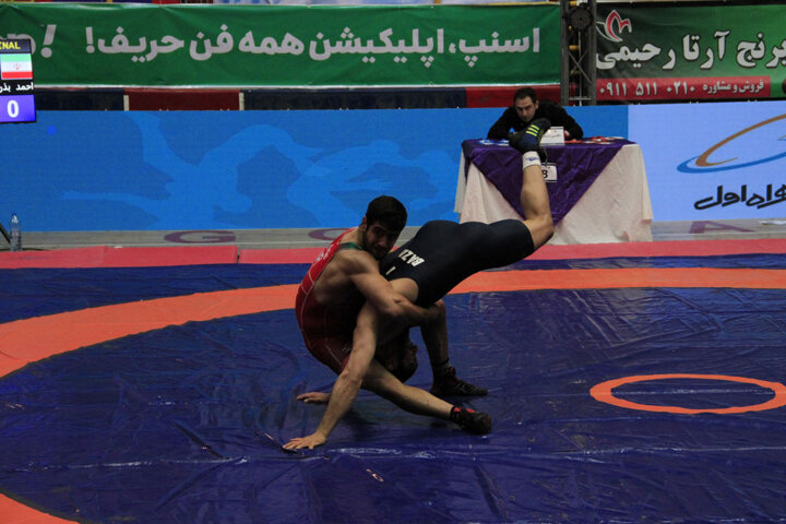 فقر فن، ادامه سلطه کشتی مازندران و معرفی ستارههای جدید