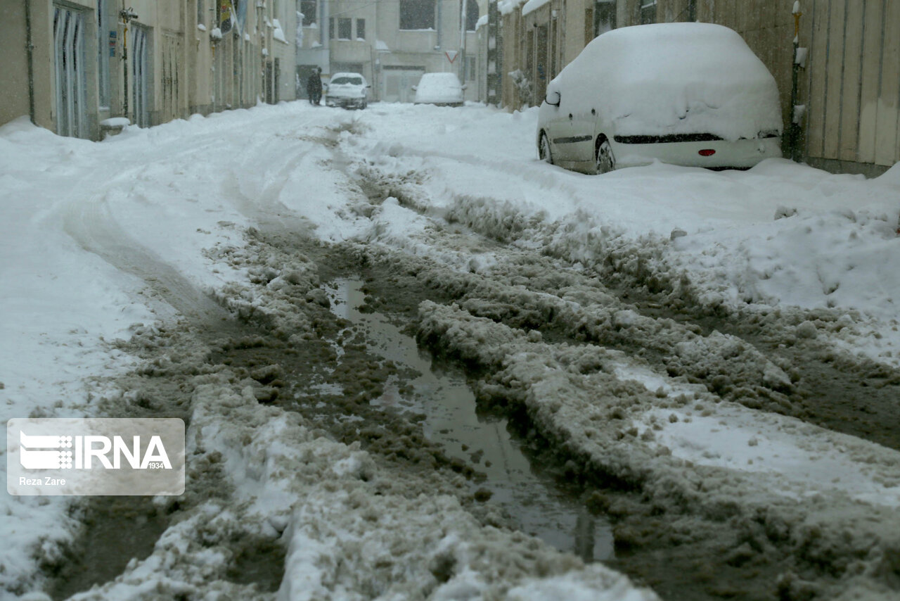 مدارس برخی از شهرستانهای گیلان برای دومین روز تعطیل میشود مدارس برخی از شهرستانهای گیلان برای دومین روز تعطیل میشود