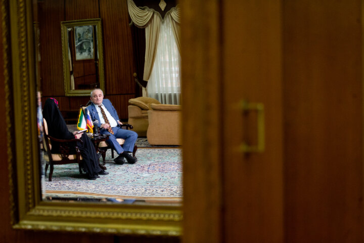 مسائل اقتصادی و منطقهای؛ دستور کار مذاکرات رئیسی و پوتین/ درخواست تضمین از سوی تهران منطقی است