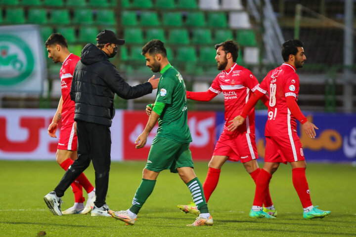 پیش بازی ذوبآهن و پرسپولیس؛ تلاش سرخپوشان برای آغازی قدرتمند