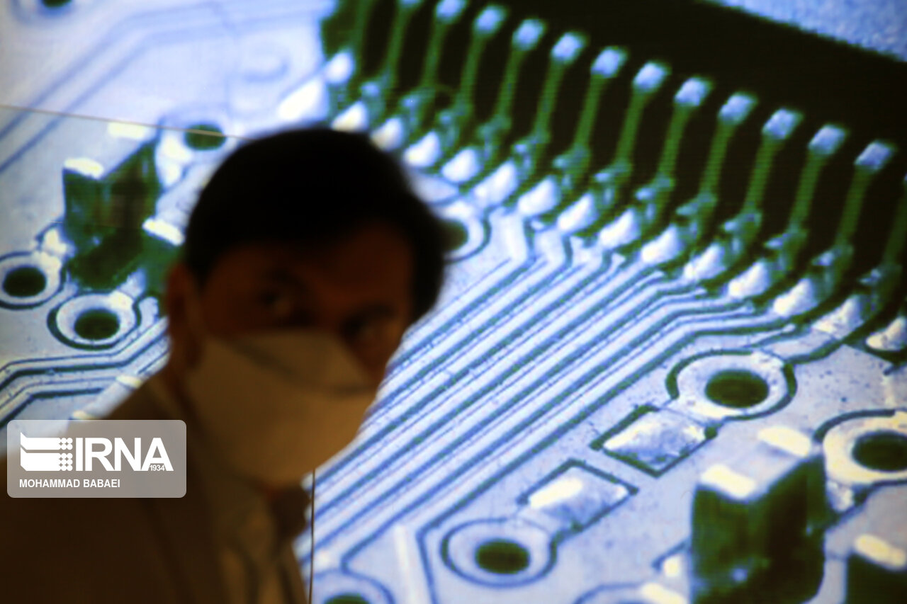 تورم و نرخ ثابت ارز، حاشیه رقابتپذیری شرکتهای دانش بنیان را از بین میبرد