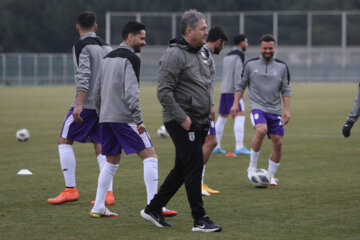 Último entrenamiento de la selección de fútbol de Irán antes del partido con Iraq