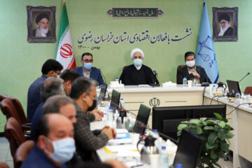 نشست جمعی از فعالان اقتصادی خراسان رضوی با محسنی اژه‌ای در مشهد 