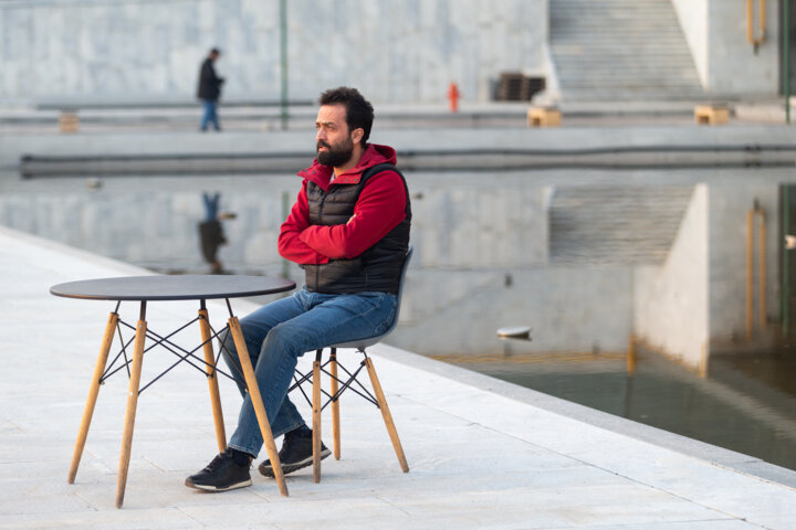 واکنش همسر شهید رضایینژاد به فیلم «هناس»/ اشک کارگردان درآمد 8