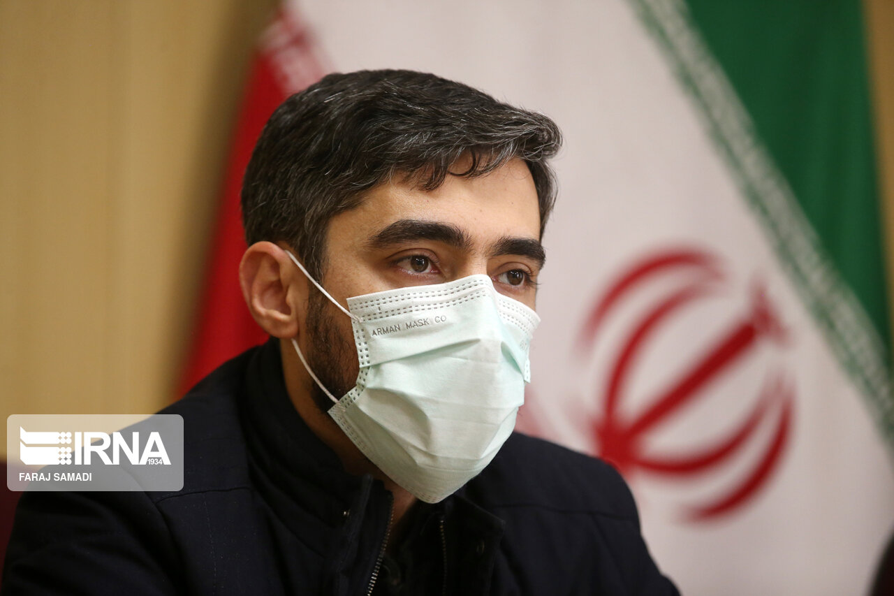 در حوزه کتاب فضاسازی رسانهای نداریم / چهرههای فرهنگی را دریابیم