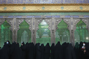 Comienzan las celebraciones de los Diez Días del Alba en el mausoleo del Imam Jomeini