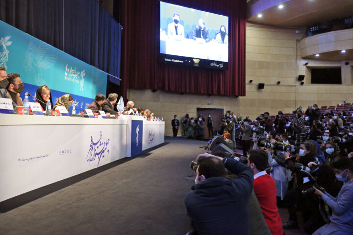 گزارشهای یک عاشق عوضی| روز دُُیّم؛ اینطوری هم میشود؟