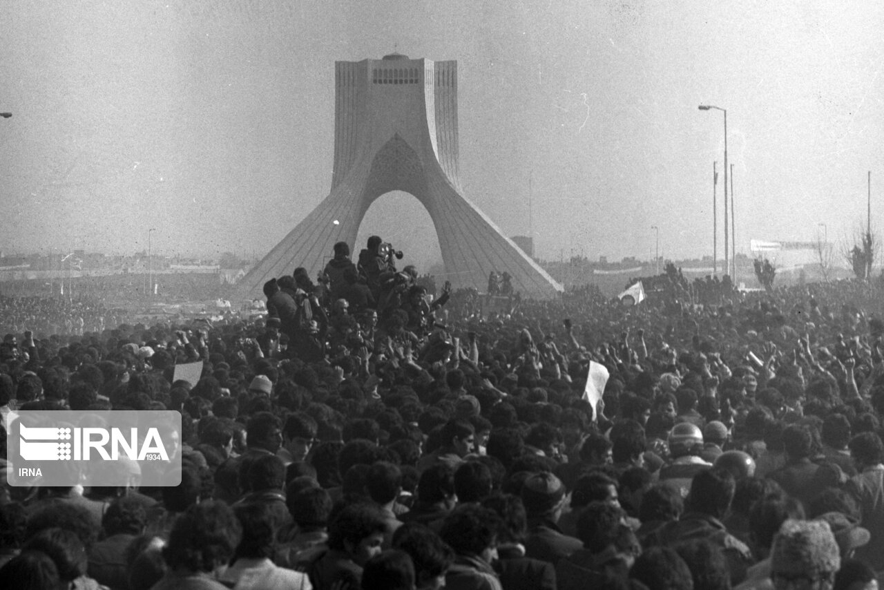 روایت کتابها از انقلاب اسلامی