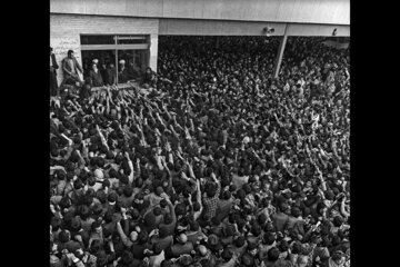 伊通社图片带你回到1979年的伊朗