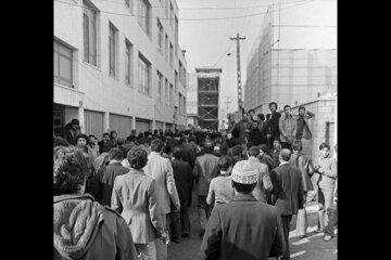 伊通社图片带你回到1979年的伊朗