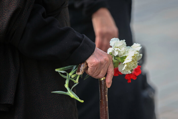 میهمانی لاله ها به‌ مناسبت هفته دفاع مقدس در قشم برگزار می شود