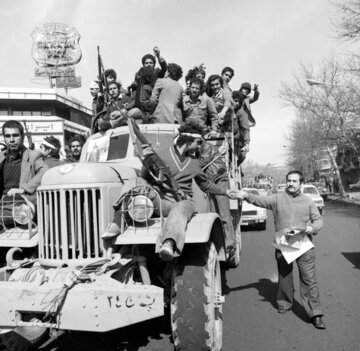 6 فروری 1979؛ اسلامی انقلاب کے دنوں کی یادگار تصاویر
