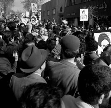 ۲۰ بهمن ۱۳۵۷ - شدت گرفتن مبارزات