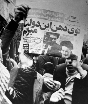 ۲۰ بهمن ۱۳۵۷ - شدت گرفتن مبارزات