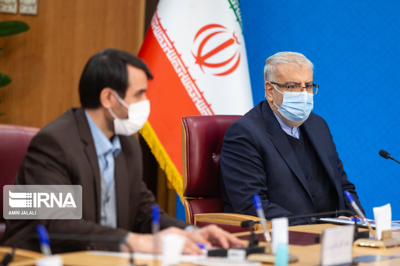 سرمایهگذاری 40 هزار میلیارد تومانی در صنعت نفت با وجود تحریمها