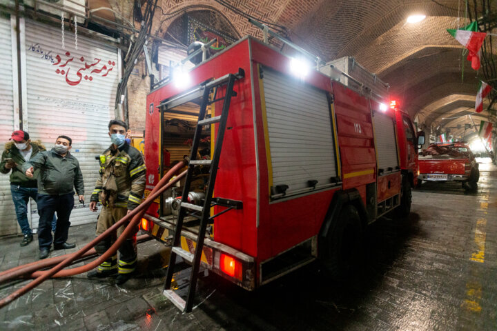 شعلههای آتش در کمین بازار تاریخی پایتخت