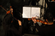 اجرای ارکستر سمفونیک تهران به رهبری نصیر حیدریان 