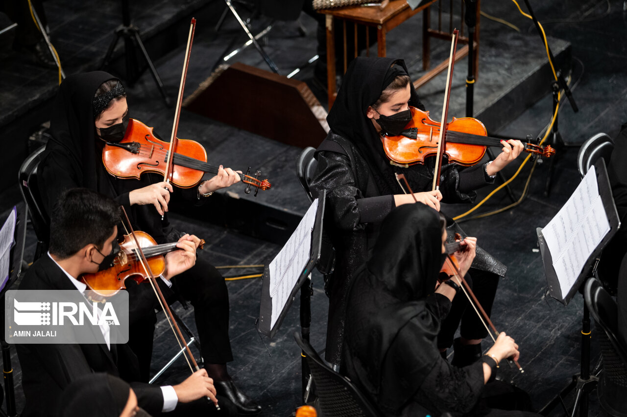 برگزاری نخستین کنسرت رسمی میلاد مهرآوا در تهران