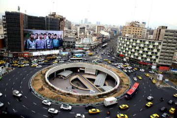 رونمایی از دیوارنگاره میدان ولیعصر (عج)