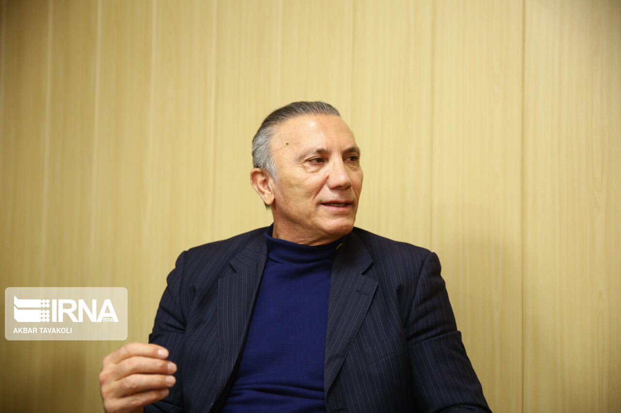 درخشان: پرسپولیس بازیکنان تاثیرگذار بیشتری برای موفقیت در شهرآورد دارد