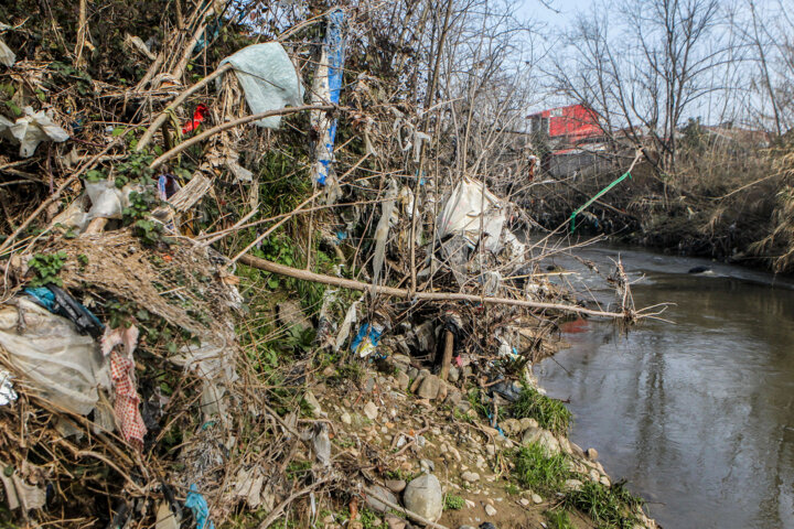 سیاهرود، غرق در منجلاب