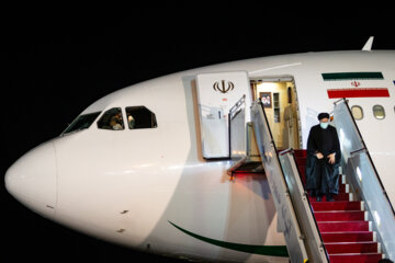 بازگشت رییس جمهور از سفر قطر