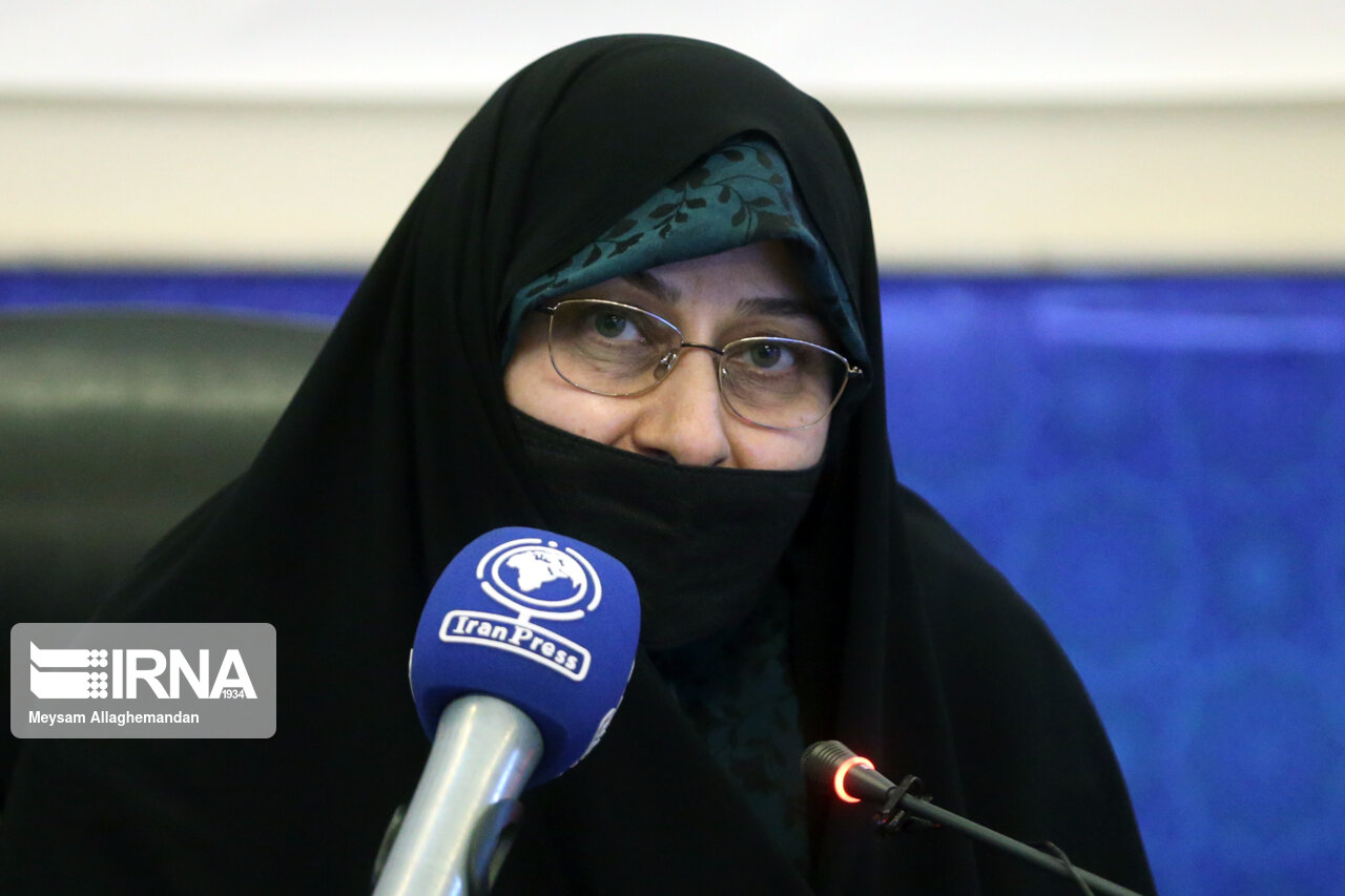 خزعلی: ایدههای دختران در مباحث فرهنگی و آسیبهای اجتماعی بررسی شود