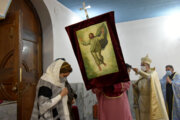 En image la fête de Vartanantz dans une église du même nom à Téhéran