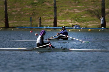 Tournoi féminin d'aviron à Téhéran 