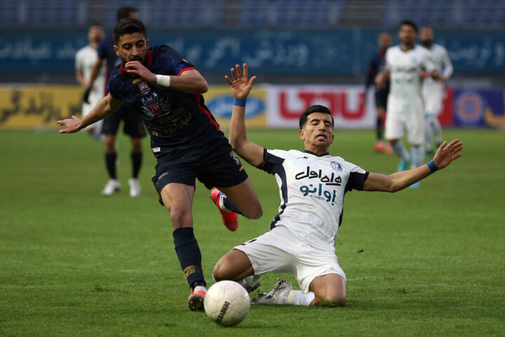 لطیفی: شهرآورد تکلیف قهرمان را مشخص میکند/ مقصر سربازان استقلال معرفی شوند