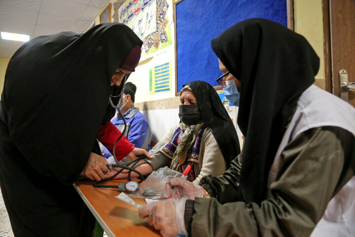 شتاب دولت سیزدهم در تعالی نظام بهداشتی/بهرهبرداری بیش از ۷۵۰۰ طرح عمرانی درمانی