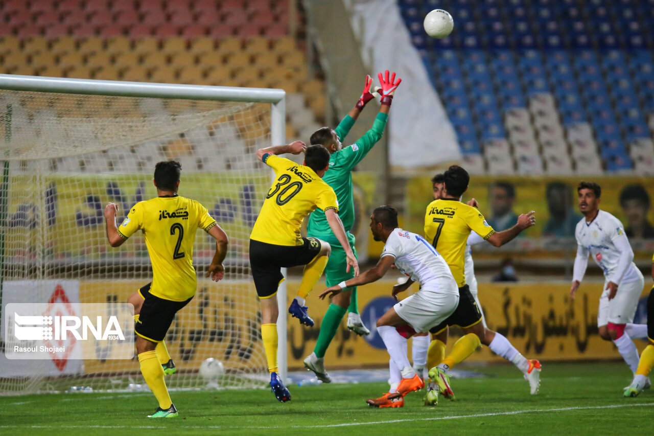 فجر سپاسی شیراز و آلومینیوم اراک مساوی شدند فجر سپاسی شیراز و آلومینیوم اراک مساوی شدند