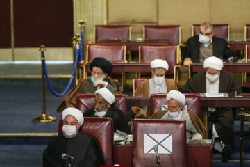 حجت الاسلام «حسن روحانی» در نهمین اجلاسیه پنجمین دوره مجلس خبرگان رهبری
