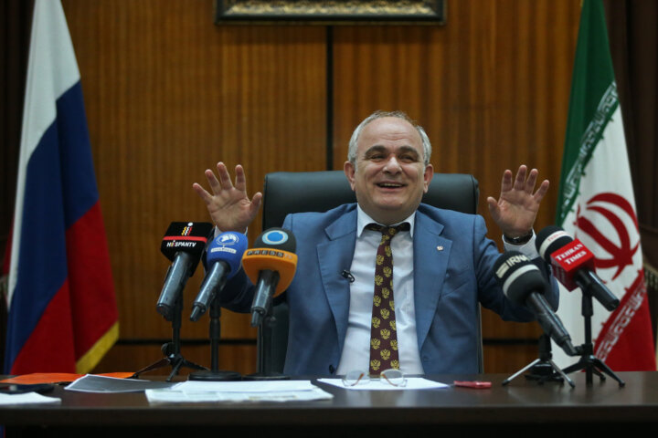 همکاریهای تهران - مسکو در چارچوب برجام و خارج از آن با دشواری روبه رو نشود