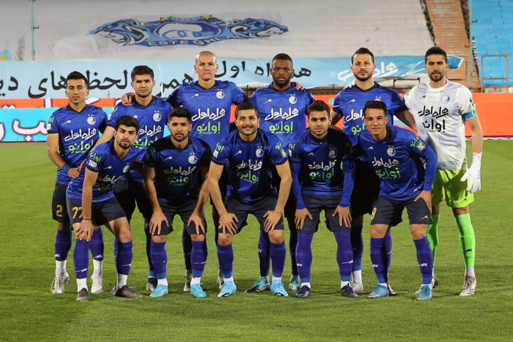 روشن: سرخابیها برای نباختن به زمین میروند/ مجیدی باید به منصوریان احترام میگذاشت