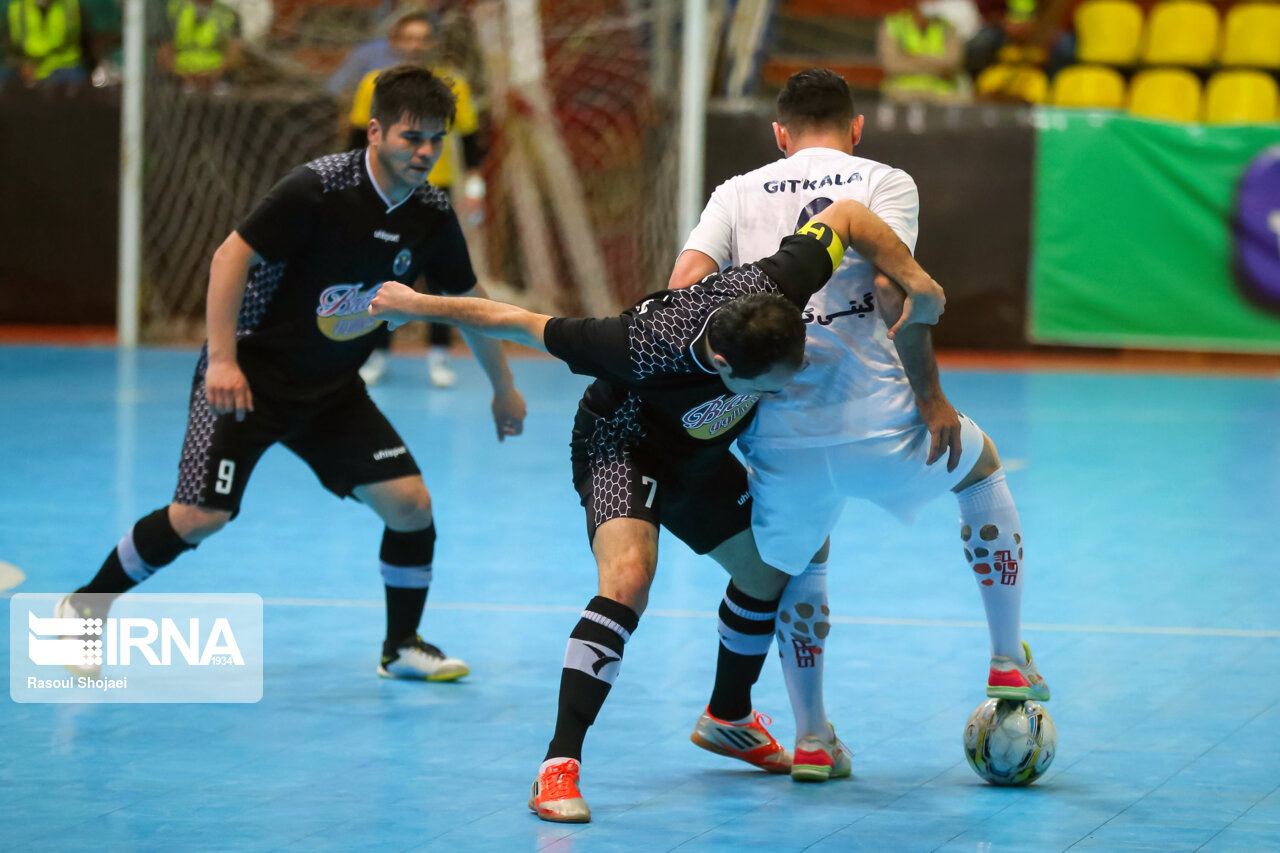 کمیته انضباطی هیات فوتبال رای مسابقه ناتمام جام رمضان گرگان را اعلام کرد کمیته انضباطی هیات فوتبال رای مسابقه ناتمام جام رمضان گرگان را اعلام کرد