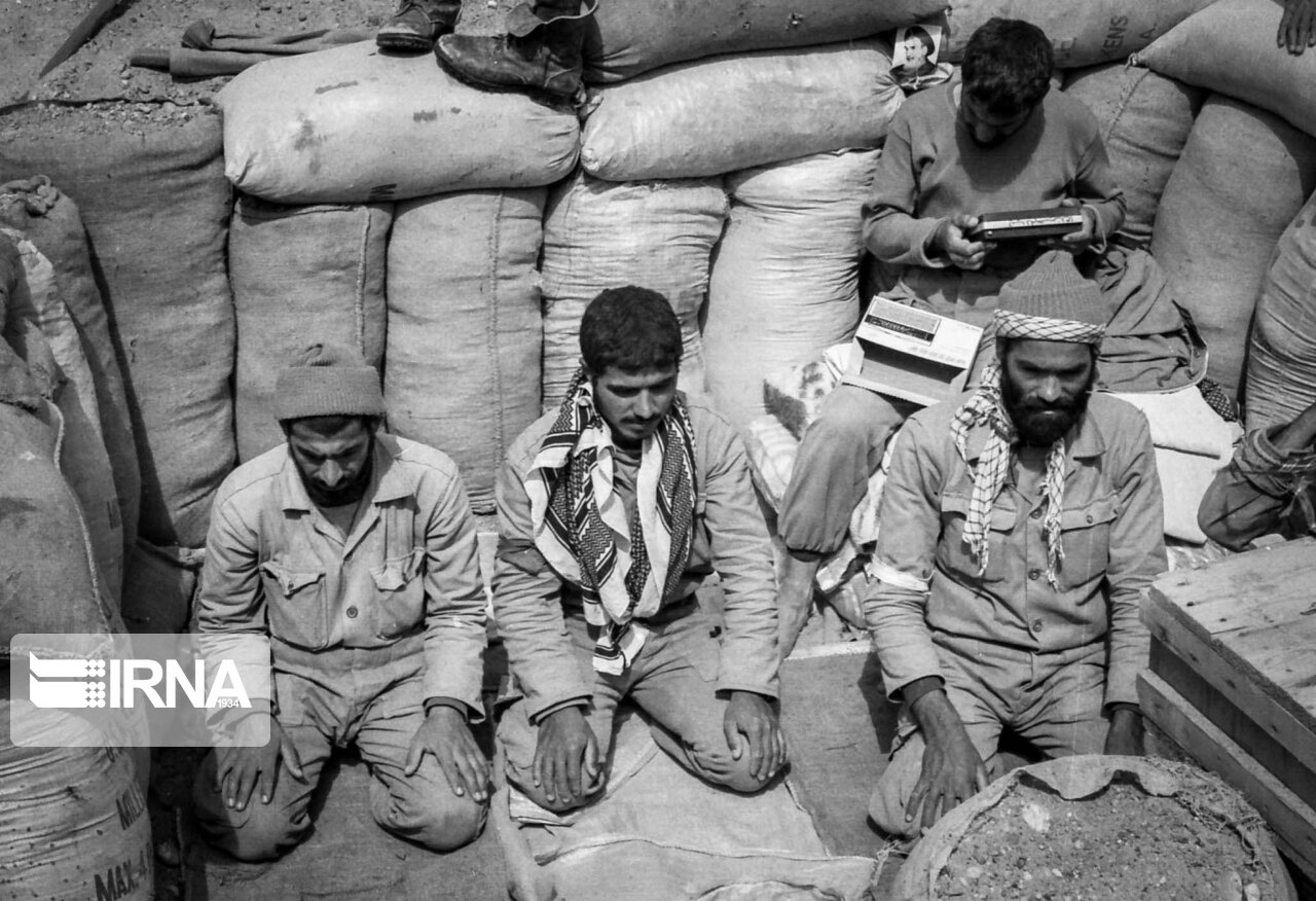 مجروحان روزهدار در جبهه آب هم نمینوشیدند مجروحان روزهدار در جبهه آب هم نمینوشیدند