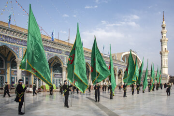 تعویض پرچم مسجد جمکران