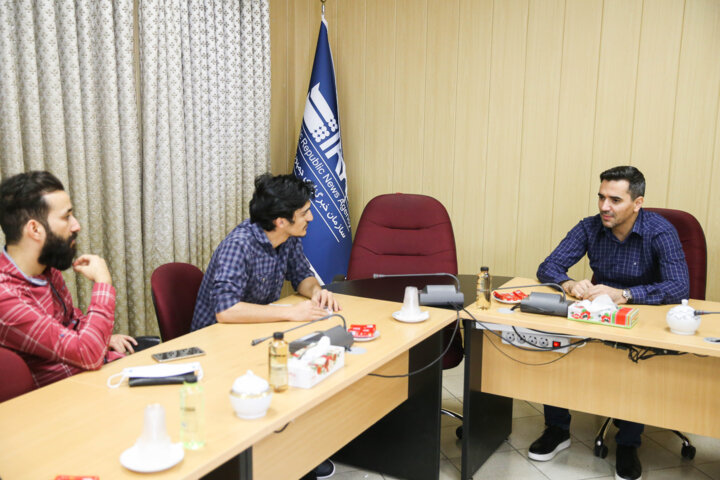 کشاورز: سوءتفاهمهای فوتسالی با یک دورهمی حل میشود / مدارس فوتسال تجاری هستند