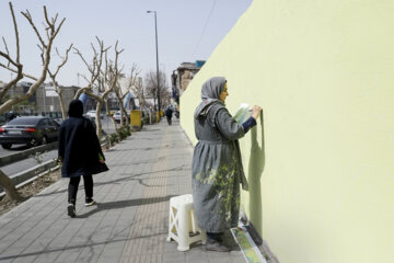 نقاشی بهاری دیوارهای تهران