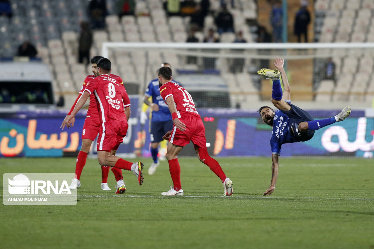 استقلال و پرسپولیس رقم قراردادها را اعلام کردند