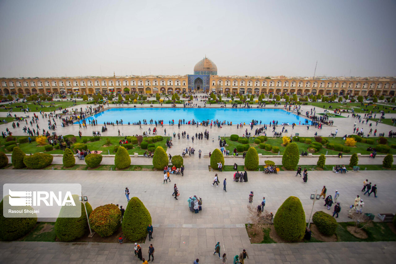 پایش‌گنبد مسجد جامع عباسی و میدان نقش جهان اصفهان  با همکاری ایکوم  انجام می‌شود