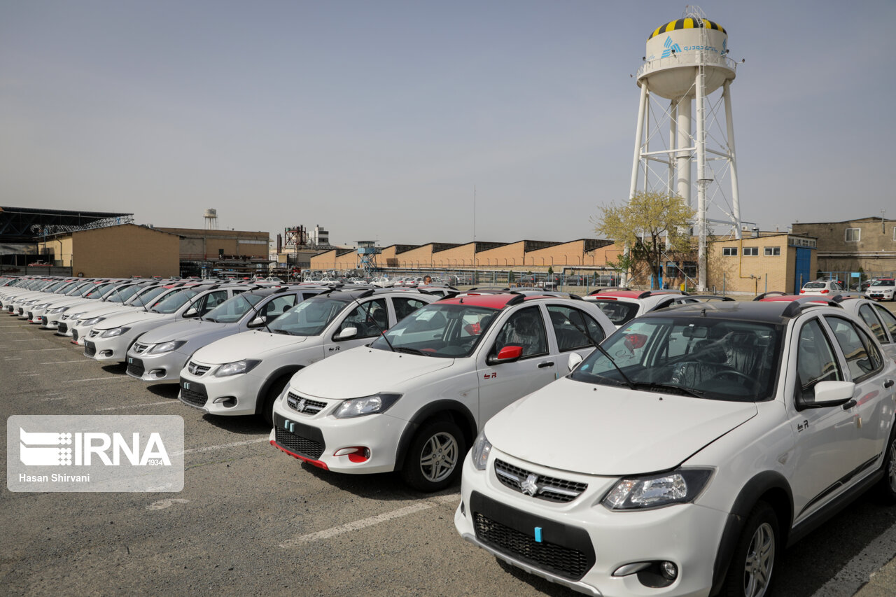 ایثارگران متقاضی خودرو از مراجعه به مراکز بنیاد شهید خودداری کنند / شرایط واگذاری اطلاع رسانی می‌شود