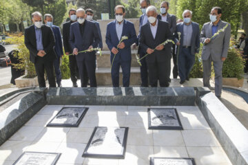 بازگشایی دانشگاه ها با حضور وزیر علوم