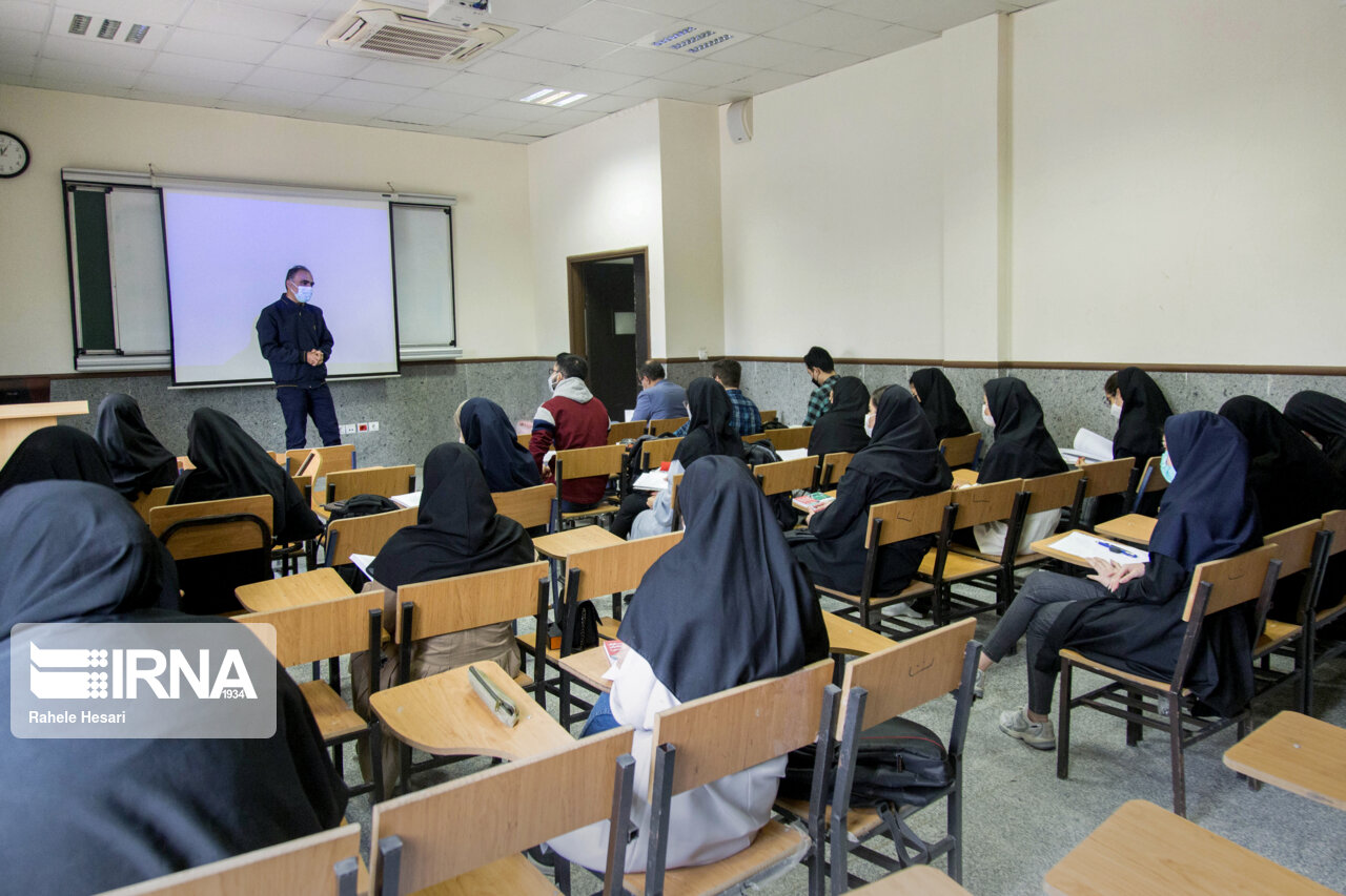 تخفیف ۲۵ درصدی شهریه به دانشجویان افغانستانی در دانشگاه پیام نور/راه اندازی رشته های جدید