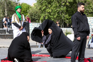 هفته هنر انقلاب در تئاتر شهر