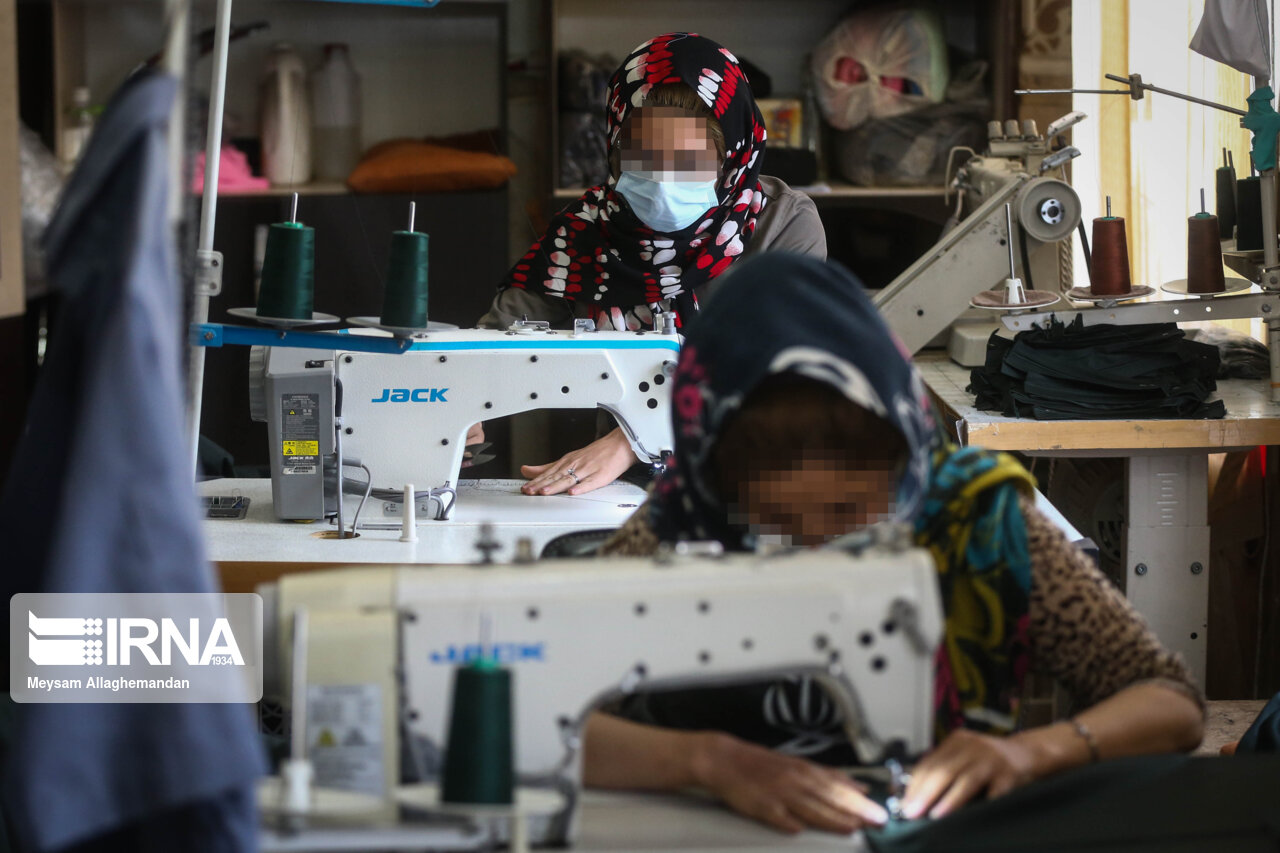 زندانیان زن واجد شرایط میتوانند خارج از محیط زندان به شرط اشتغال، تحمل کیفر کنند زندانیان زن واجد شرایط میتوانند خارج از محیط زندان به شرط اشتغال، تحمل کیفر کنند